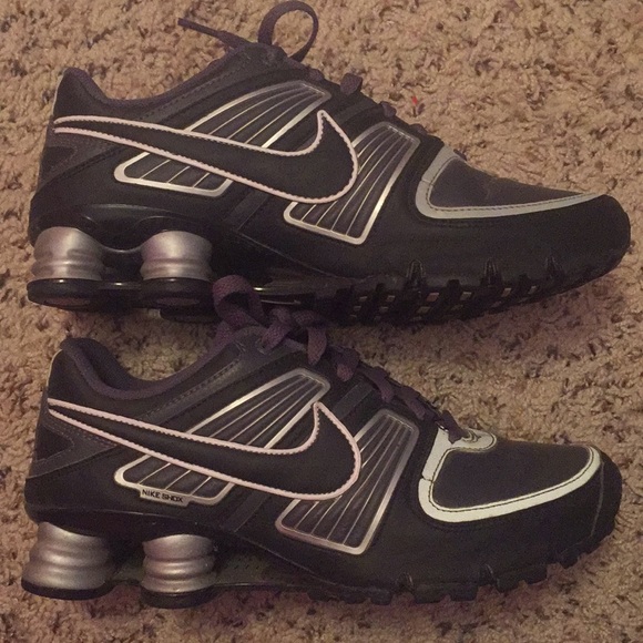 nike shox youth size 7